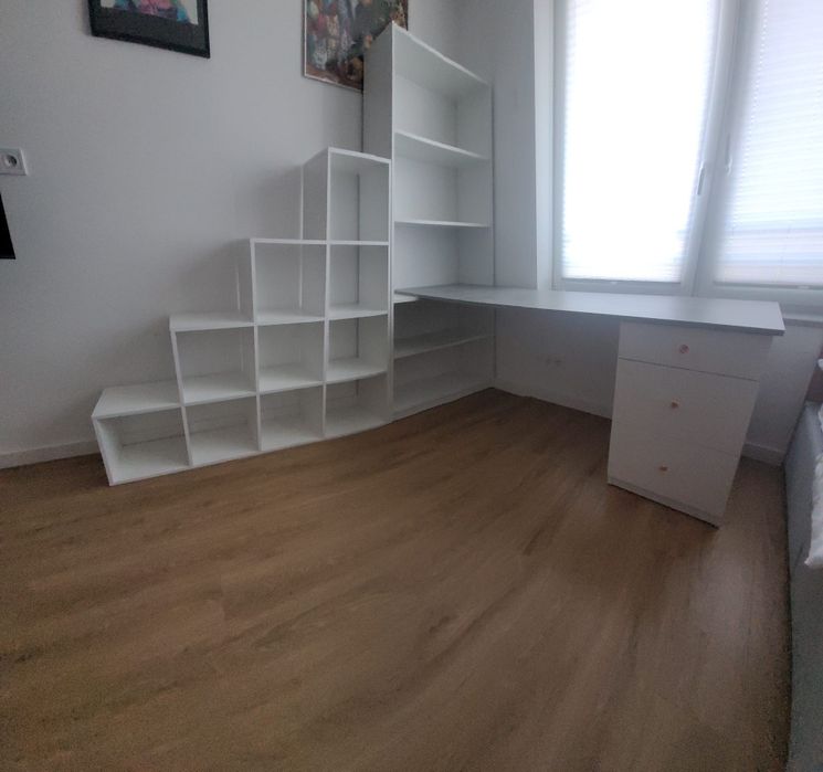 Biurko, słupek, regał schodki