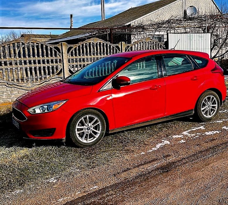 Ford Focus 2017 VIN 1FADP3K21HL247086 фото оголошення 2 з 17