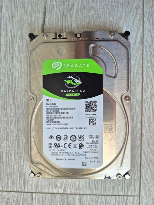тихий Жорсткий диск 3TB Seagate Barracuda SATA3\5400RPM\256MB кеш. Trade-in