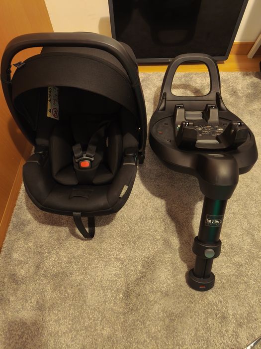 Cadeira auto e base isofix i-size Chicco