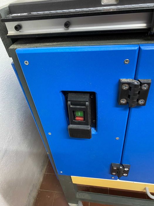 Serra de bancada para madeira