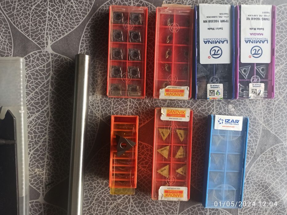 Turning Tool Holders and Inserts435477211608535041