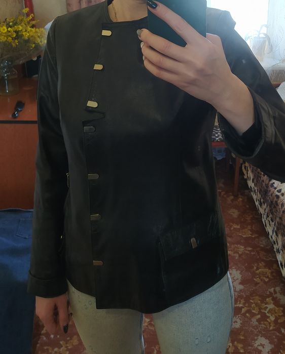 Шкіряна куртка з натуральної шкіри