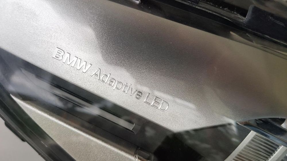 farol direito full Led Adaptativ BMW série 5 GT lci