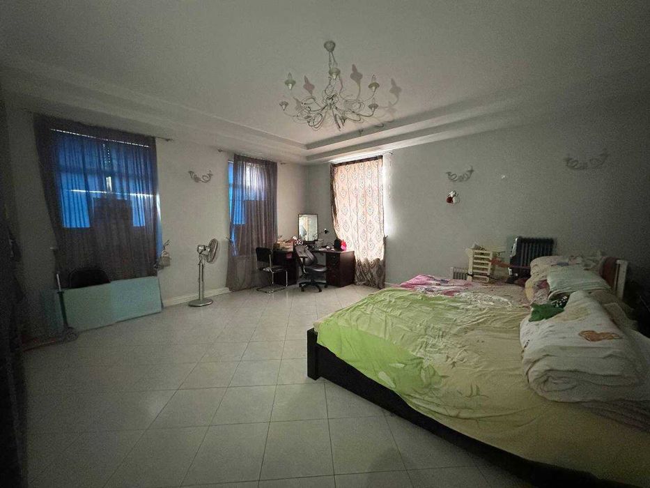 Терміново будинок 640кв.м з ремонтом, Троєщина, Можно під комерцію!!!