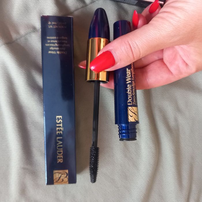 Nowy czarny tusz do rzęs Estée Lauder double wear
