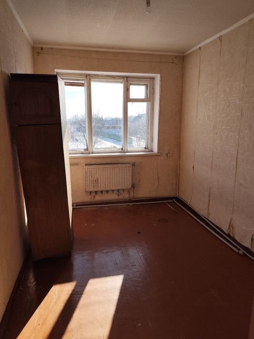 Продам Дім  місто. Білики  Полтавська обл.з гаражем під СТО.