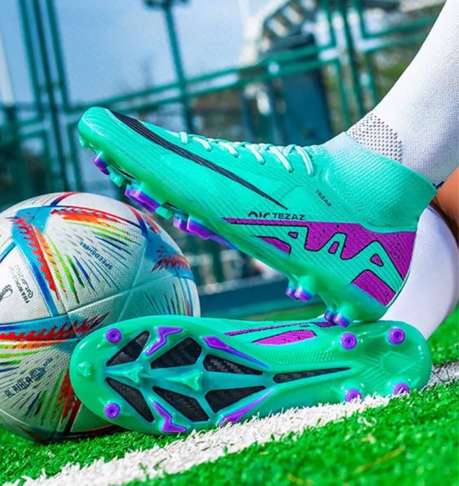 Obuwie piłkarskie korki lanki skarpeta futbolówki sportowe buty