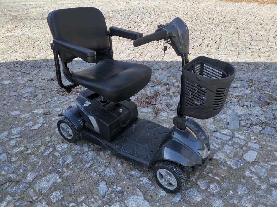 Scooter Mobilidade Reduzida Stannah (pouco uso)