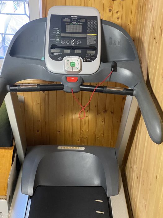 Бігова доріжка PREGOR 946i