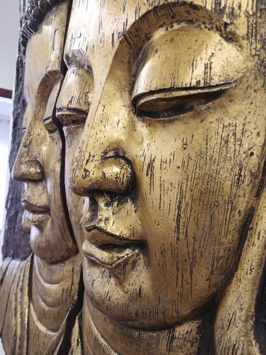 Dois painéis de madeira decorativos de Buda