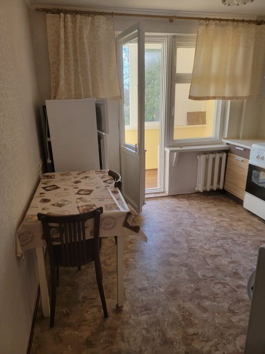 Продам однокомнатную квартиру на Таирова.