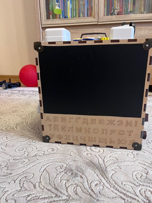 Бізікуб дитячий 30*30