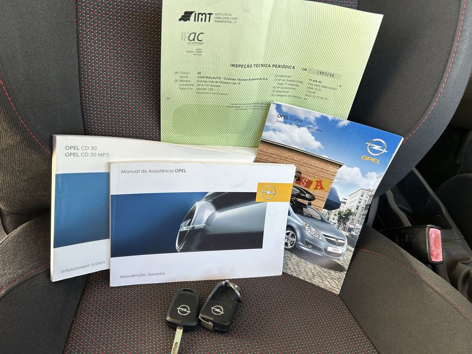 Opel Corsa 1.2 full extras 5 Lugares