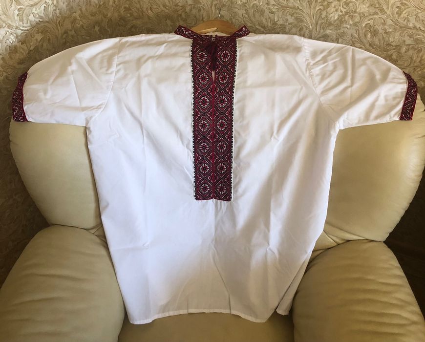 Чоловічі вишиванки