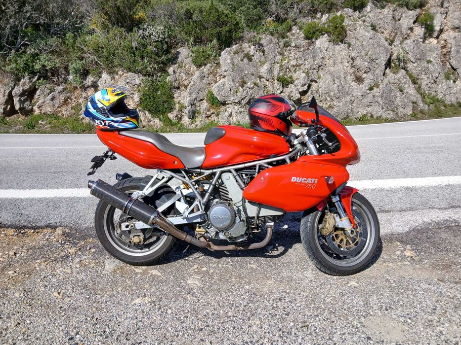 Vendo ou troco Ducati 750ss