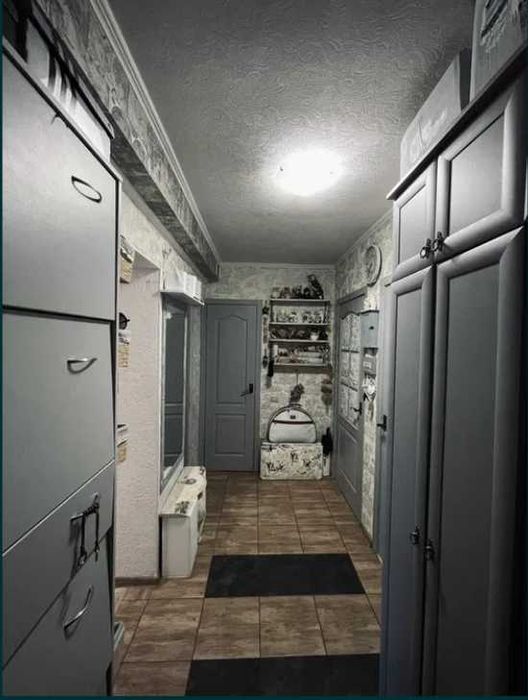 Пропоную до продажу 3  кімнатну квартиру.