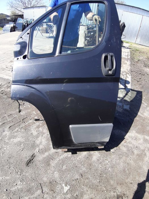 ducato boxer 3 przednie lewe drzwi kompletne kolor 632 czarne
