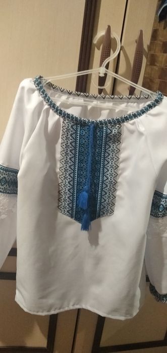 Вишиванка для дівчинки