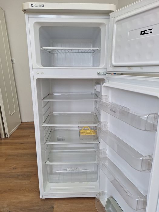 Vendo frigorifico combinado Indesit
