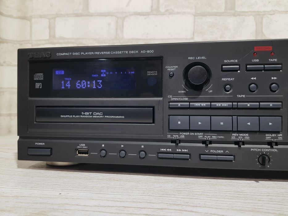 CD-програвач/ Касетна дека TEAC AD-800, USB, б/у