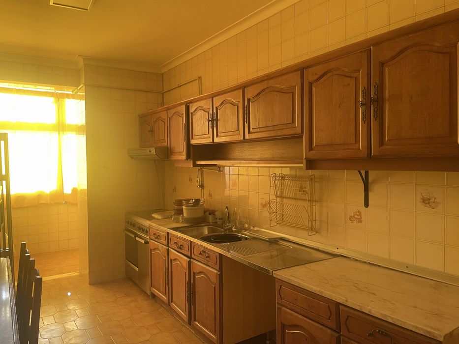 Aluguer quartos apartamento T5