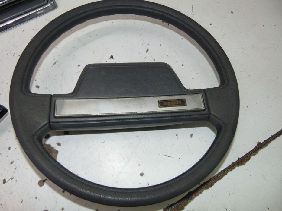 Mazda 929 grelha/Volante