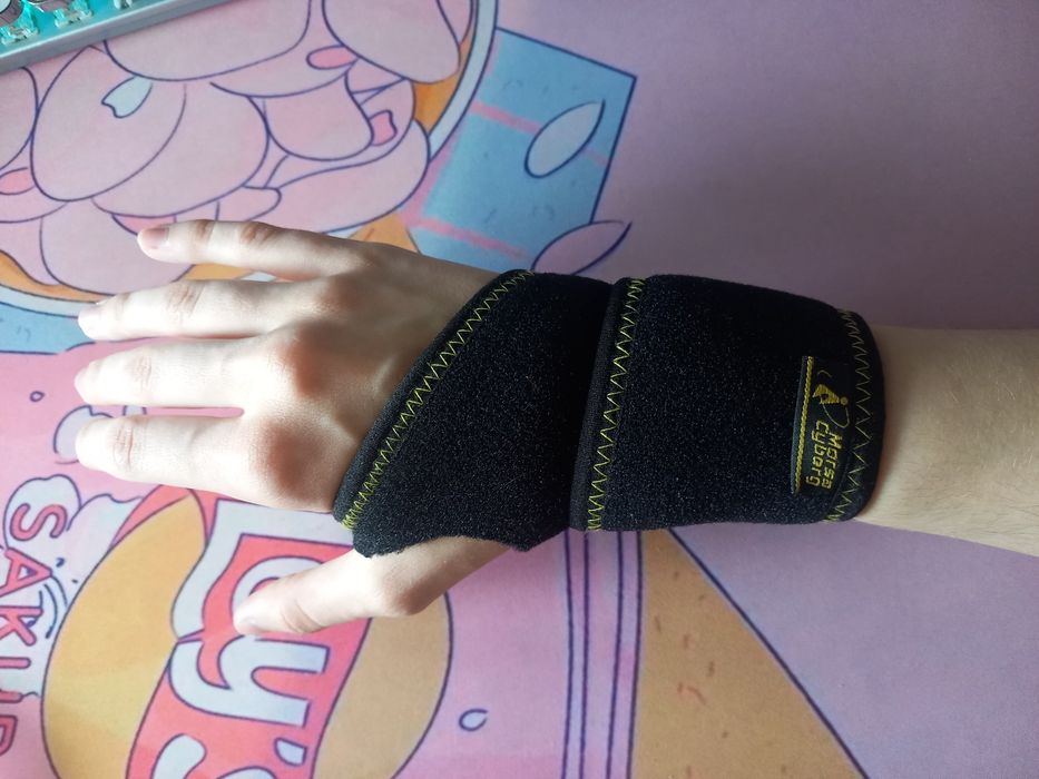 Хамут на руку туннельный синдром