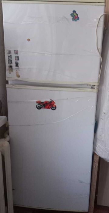 Продам холодильник