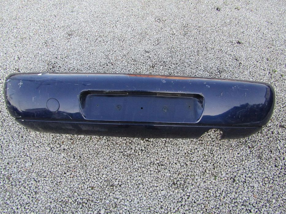 PARA-CHOQUES TRAS FORD FIESTA ano 1997 a 2000