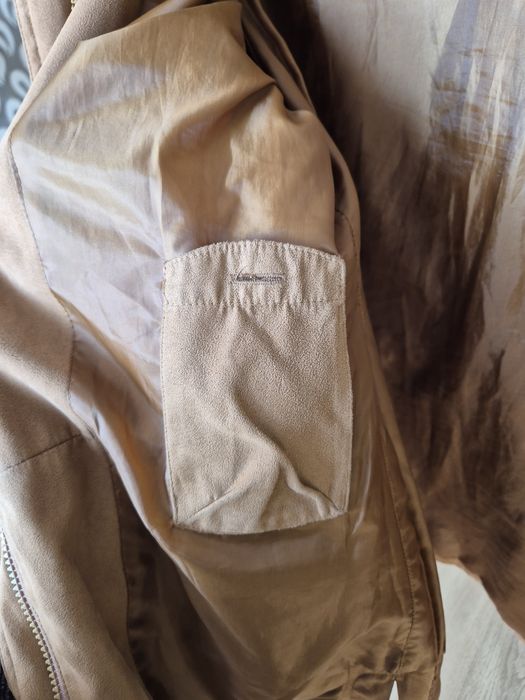 Ruda kurtka na wiosnę