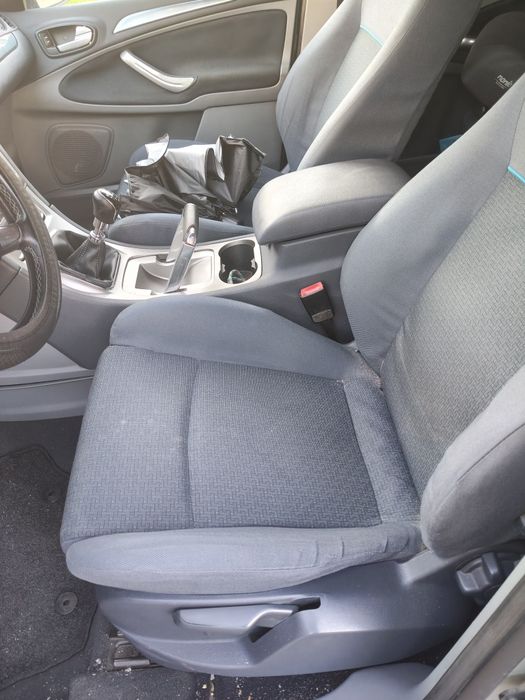 Ford S-Max — fotografia 6