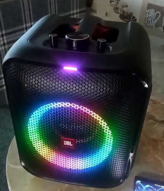JBL Party box Encore Essential