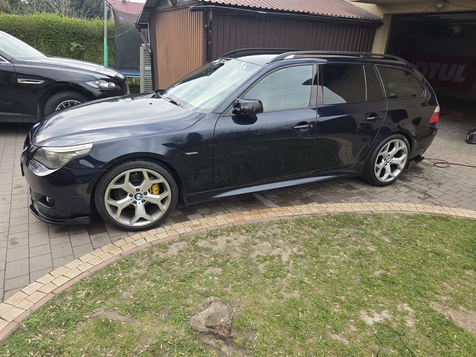 Sprzedam BMW E61  525d M paket