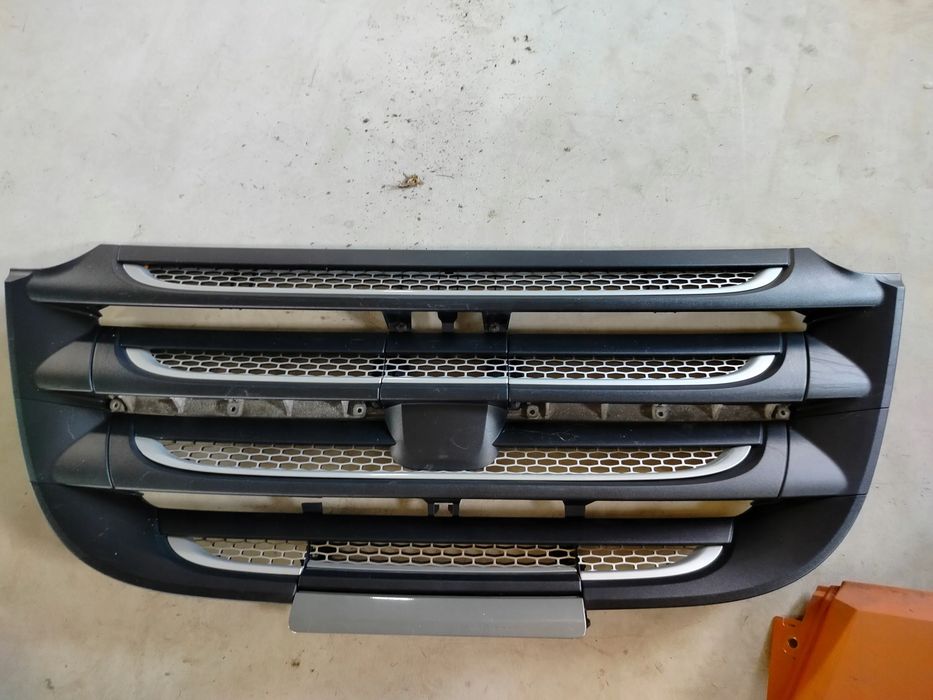 Grill Atrapa DAF XF 106