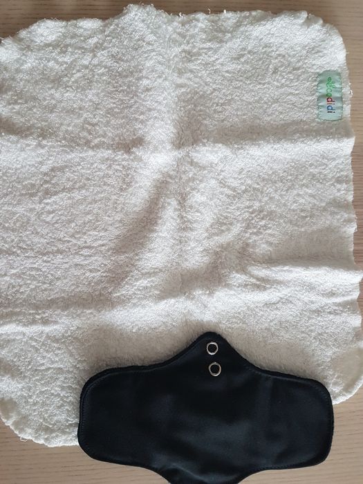 Wkładki i klamerki - pieluchy wielorazowe