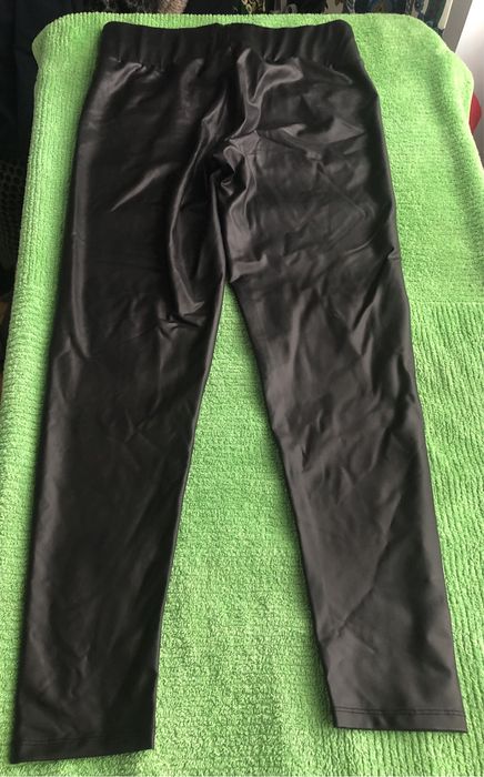 Legginsy z eko-skóry RAINBOW – Rozmiar M jak nowe