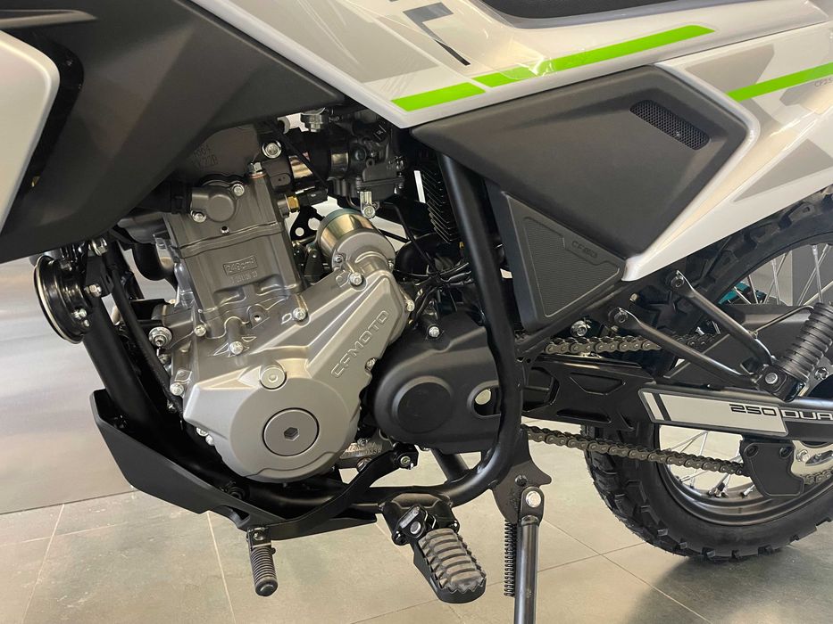 Мотоцикл CFMOTO 250 Lite Dual