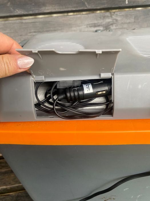 Продам авто холодильник