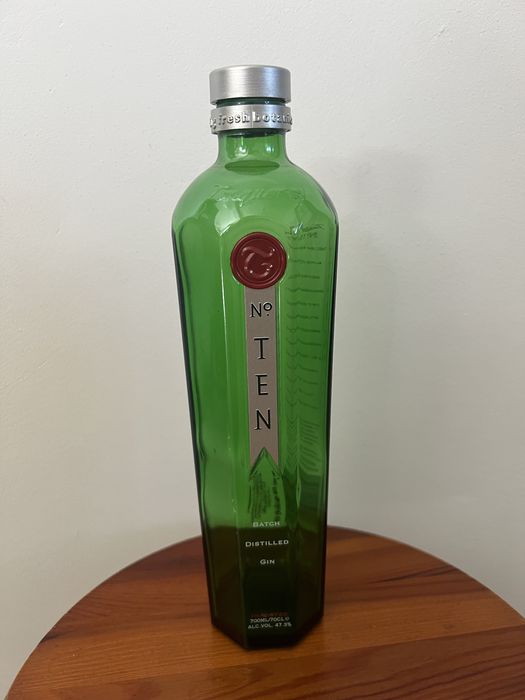 Pusta butelka unikatowa zielona