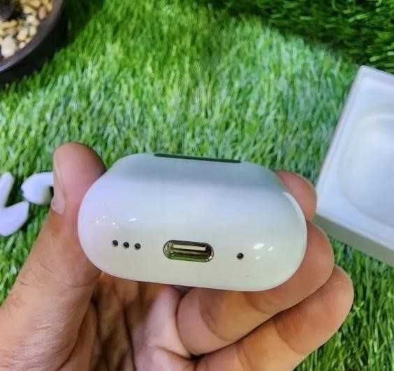 РОЗПРОДАЖ! Безпровідні навушники АірПодс 4 + чохол на кейс!