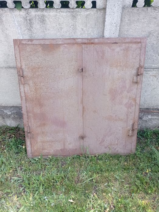 Двери металические