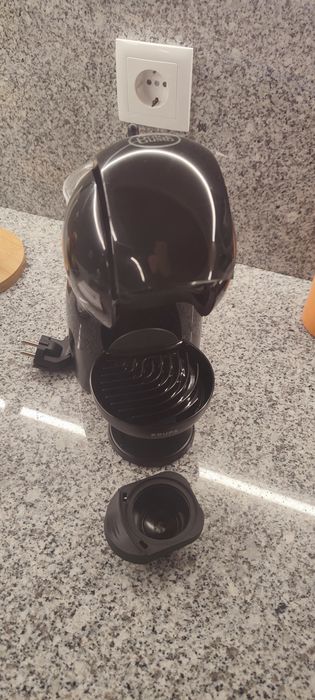 Máquina café dolce gusto NOVA