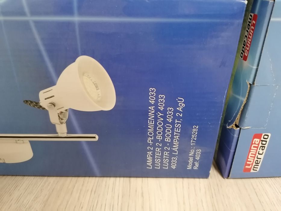 Lampa-kinkiet GU 10-230V