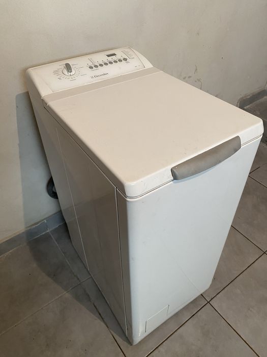 Пральна машинка Electrolux