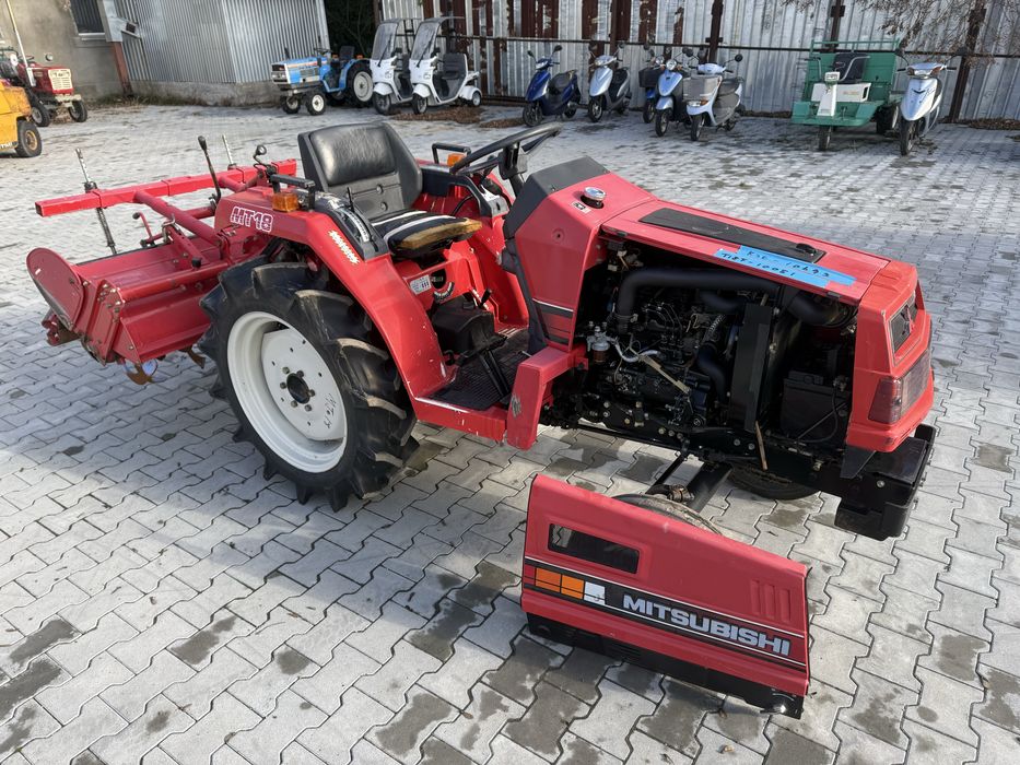 Японський трактор Mitsubishi MT18