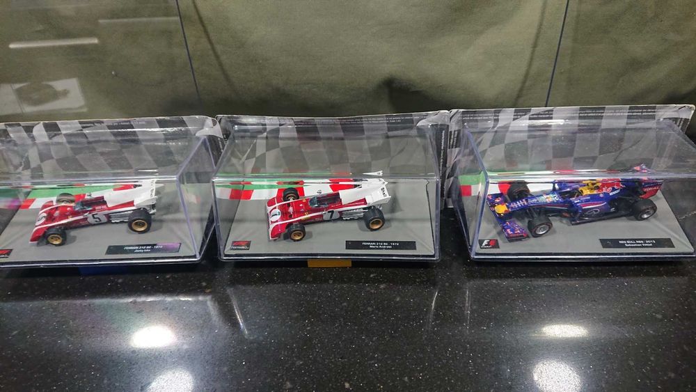 16 Miniaturas Formula 1 / F1  (1/43) - IXO / Minichamps