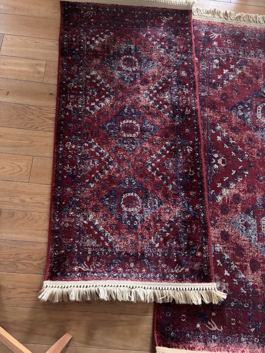 Dywanik —- rozm 77cmx150cm