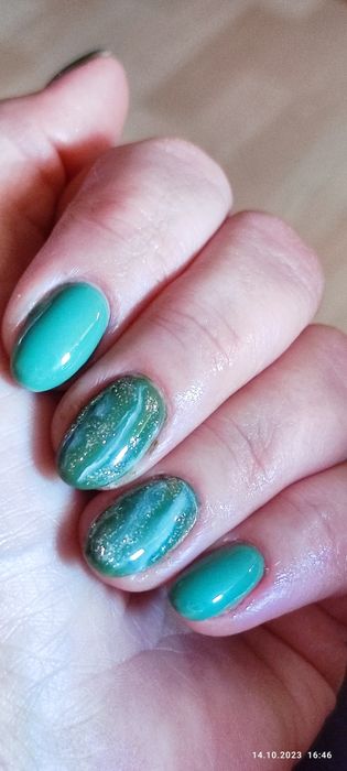Oferuję wykonanie manicure pedicure