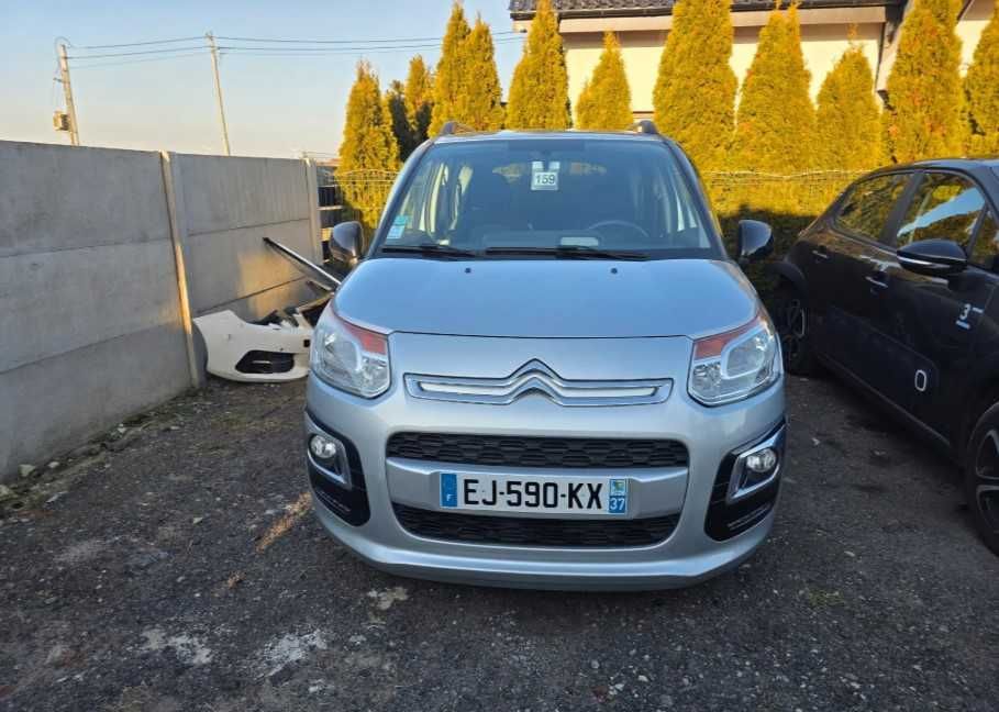Бампер CITROEN C3 Picasso II розборка СІТРОЕН Ц3  Пікасо 2